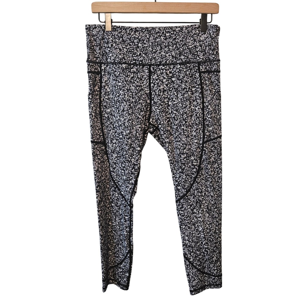 Zyia Active Black White Floral Pixelated Print Leggings with Pockets Size 12